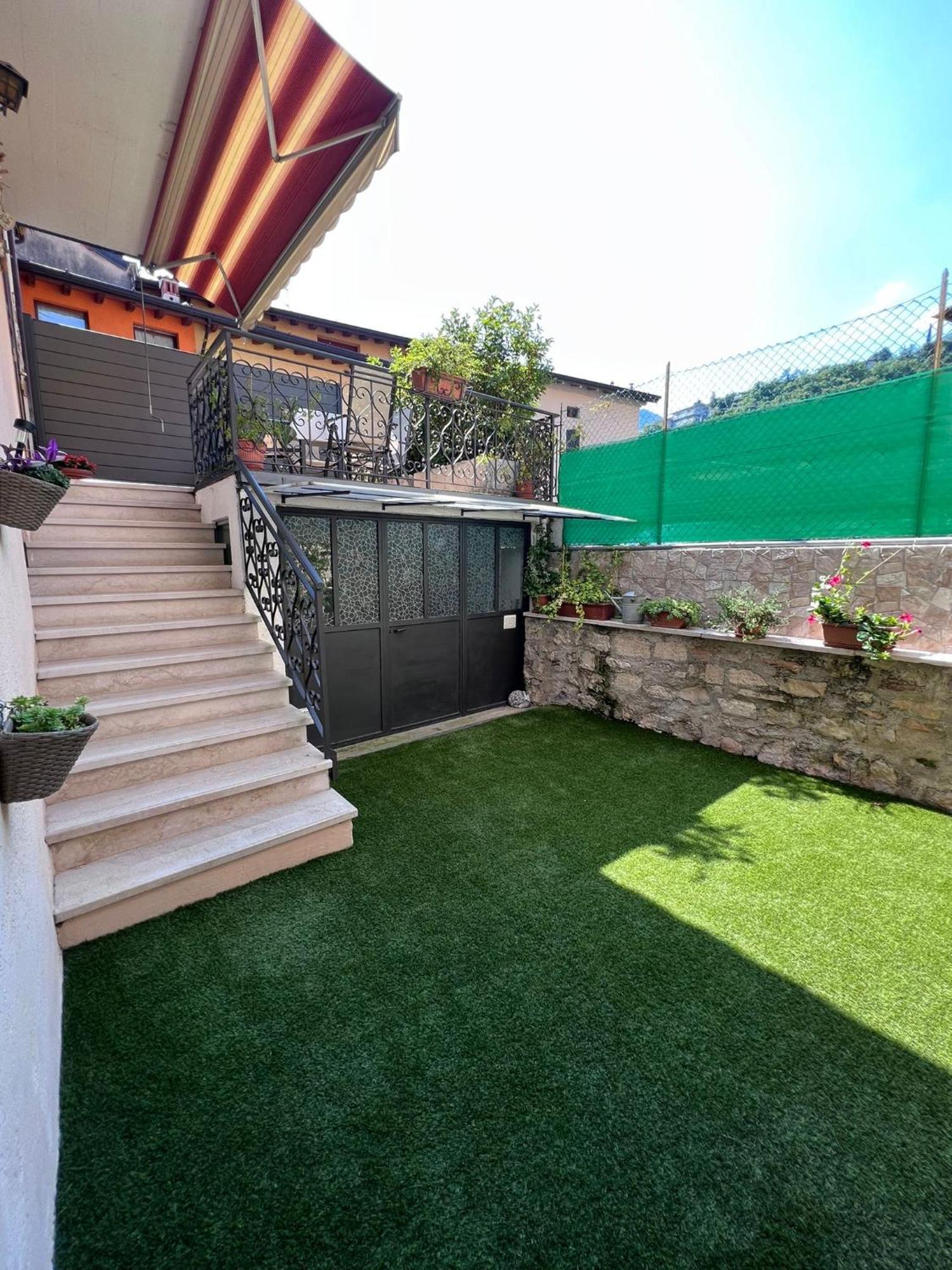 Casa Caterina 2 Storey House, With A Mountain View Toscolano Maderno Exterior photo